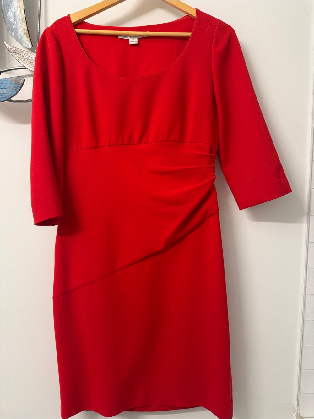 Diane Von Furstenberg Red Scoop-Neck Midi Dress